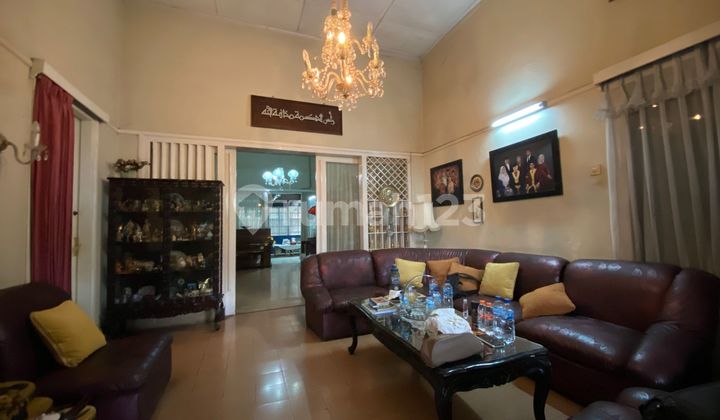 Rumah Classic Cocok untuk Usaha Sayap Sukajadi Rumah Classic Cocok untuk Usaha Sayap Sukajadi