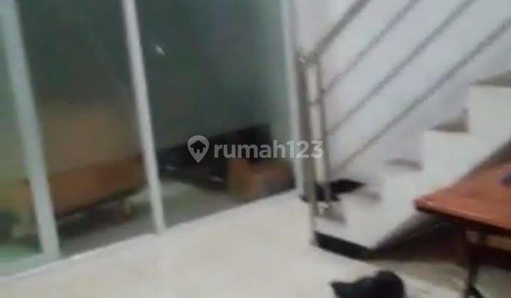 Disewakan Rumah Cocok Untuk Usaha Kantor Mainroad Laswi  8