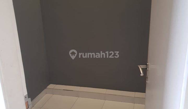 Disewakan Ruko 2.5 Lt Mainroad Taman Holis Indah  8