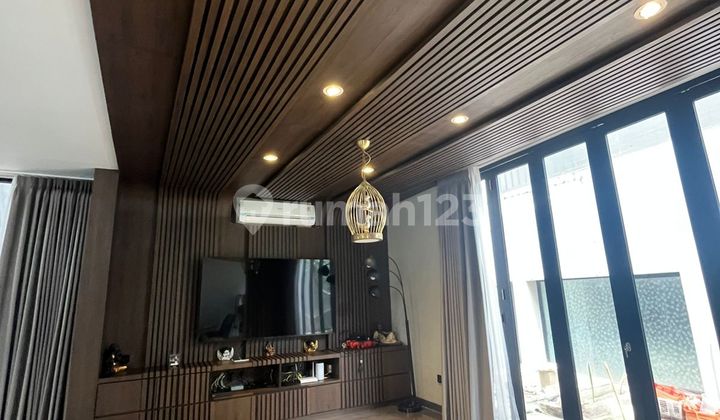 rumah minimalis modern Setiabudi Regency with backyard 2