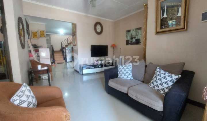 Rumah 2Lantai Siap Hunil Okasi Nyaman Sariwangi Cimahi Rumah 2Lantai Siap Hunil Okasi Nyaman Sariwangi Cimahi