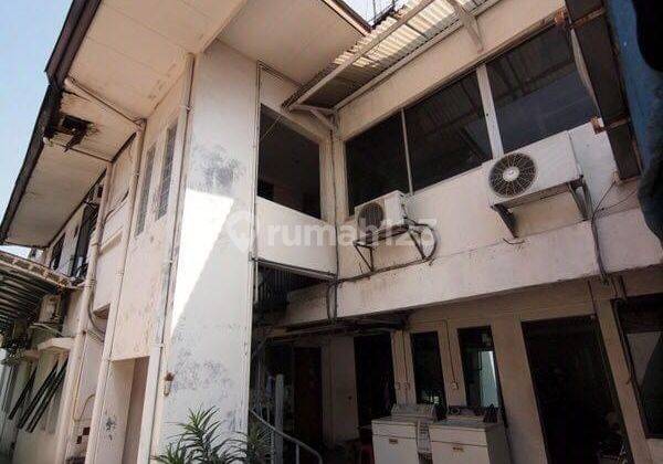 Jual gedung lokasi strategis mainroad Garuda  1