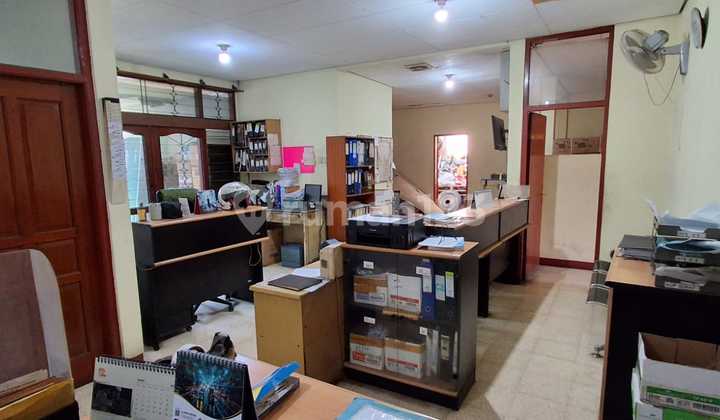 Rumah Cocok untuk Usaha Jalur Ramai Turangga Buah Batu