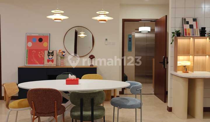 Sewa apartment 3 BR private lift Hegarmanah Residence  1