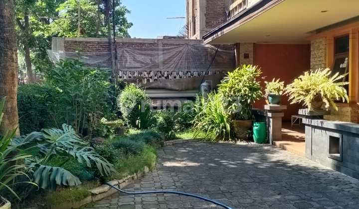 ruang usaha cocok untuk kantor jl Banteng Lodaya  2