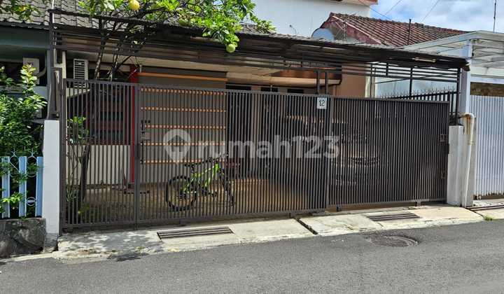 Jual rumah jarang ada lokasi jl Elang Rajawali kota  1