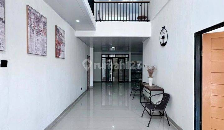 Jual Cepat Rumah Modern 2 Lantai di Kebayoran Baru Dekat Ashta 1