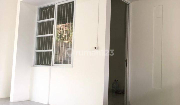 Dijual Cepat Dan Murah Rumah Cantik Siap Huni di Pamulang Tangsel 2