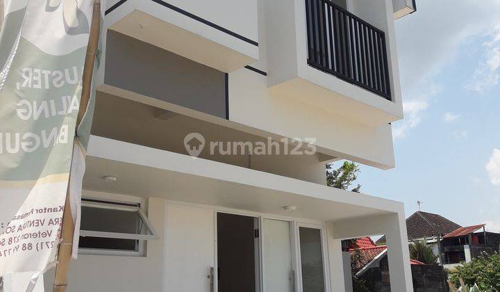 Rumah Dijual Bangunan 2lantai Cluster One Gate System Di Kartasura 2