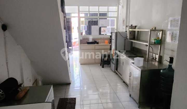 Ruko Bangunan 2Lantai Siap Huni Parkir Luas Dipinggiran Jalan Raya 2