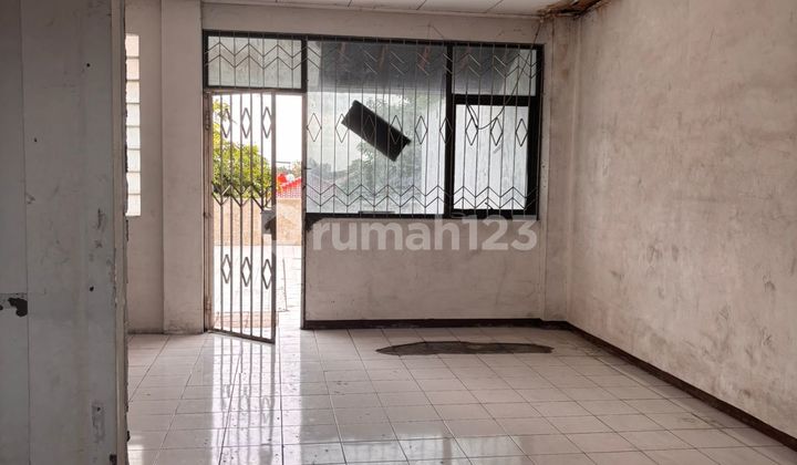 Mataram Shop House 3.5 Floors Ready for Business, Extremely Strategic Location in the City Center 2