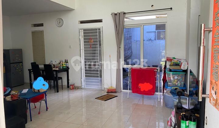 Rumah 2Lt Hook Cluster One Gate System Siap Huni di Bsb City