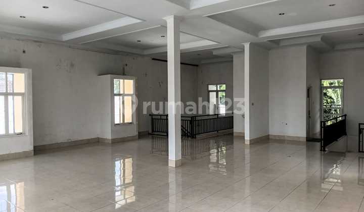 Ruko Disewakan Siap Huni Lokasi Strategis Pinggir Jalan Raya di Klaten