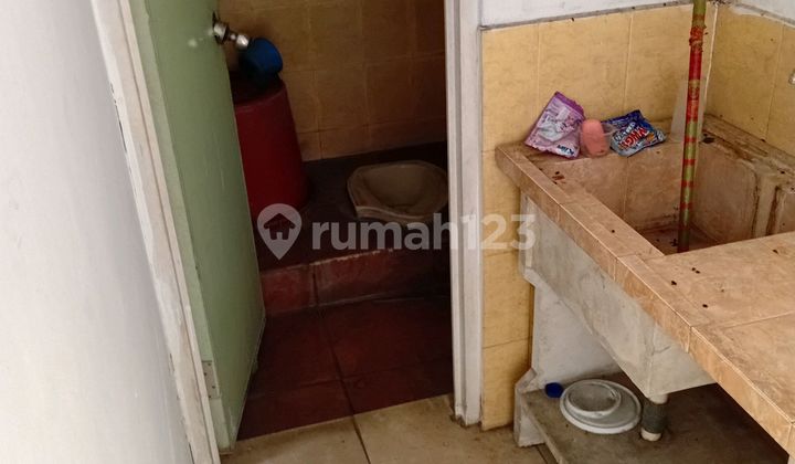 Ready-to-Use Kiosk with a Strategic Location by the Main Road 2