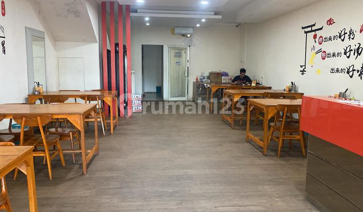 Bangunan Bagus 2 Lantai Siap Pakai Parkir Luas di Bsb