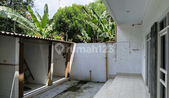 Shop House for Rent, Ready to Occupy, Strategic Location by Main Road in Klaten 2