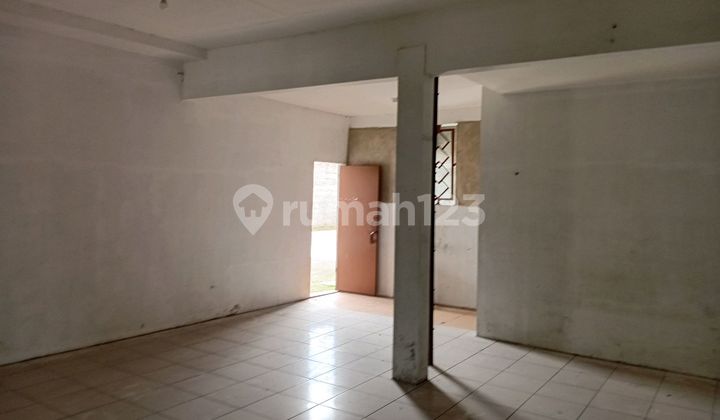 Shop House for Rent in Berbah, Sleman, Yogyakarta.