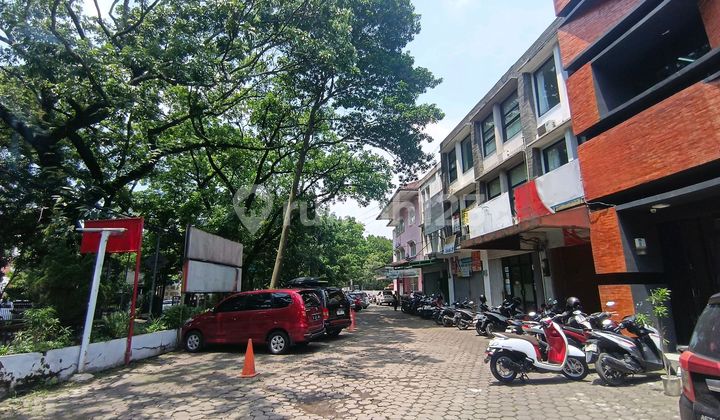 Ruko Strategis Siap Pakai di Area Riau Martadinata Bandung Ruko Strategis Siap Pakai di Area Riau Martadinata Bandung