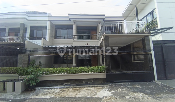 Rumah Baru Renov Siap Pakai di Batununggal Kota Bandung