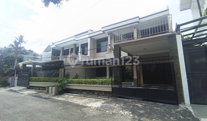 Rumah Siap Huni Komplek Nyaman di Batununggal Bandung Rumah Siap Huni Komplek Nyaman di Batununggal Bandung