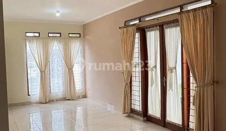 House for Rent in Dago Asri Complex, Bandung City 2