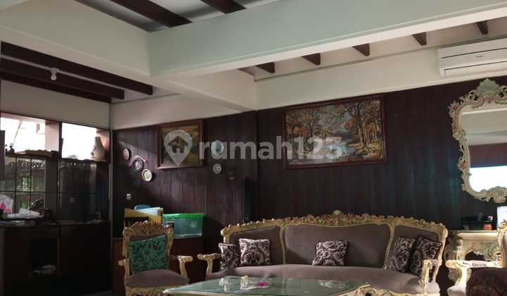 Rumah Modern Di Komplek Cikutra Dekat Dago Bandung 2