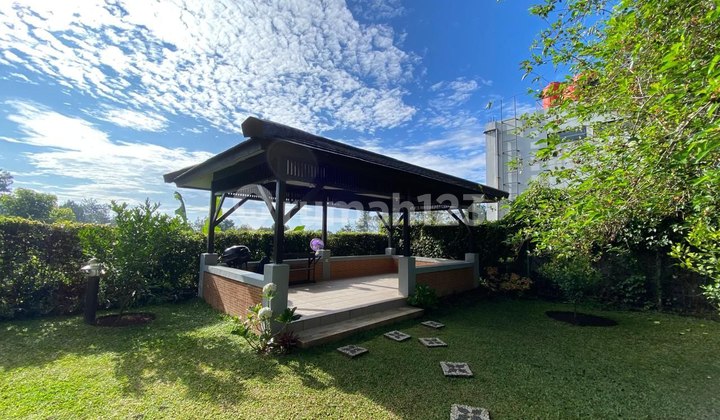 Rumah Villa Di Sersan Bajuri Lembang Bandung 2