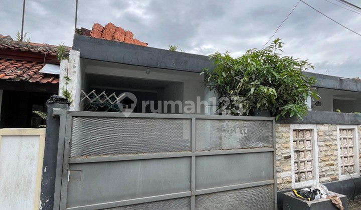 Ready-to-Occupy House in Margahayu, Bandung City 2