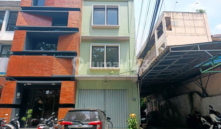 Strategic Recommended Shophouse Rarely Available in the Riau Martadinata Area, Bandung City