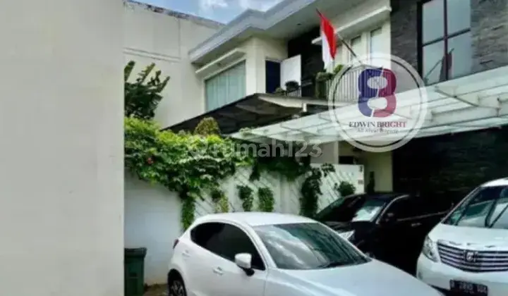 Rumah Mewah Di Mampang Prapatan Jakarta Selatan