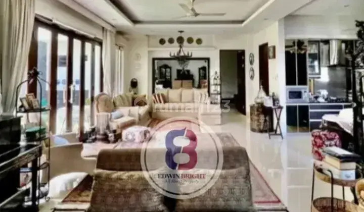 Rumah Mewah Di Mampang Prapatan Jakarta Selatan