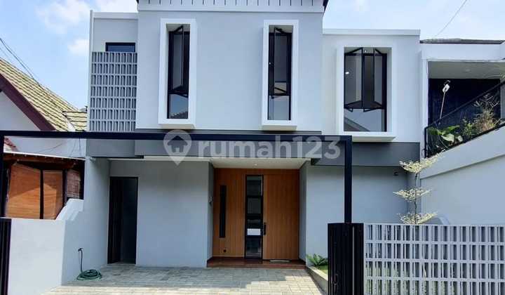 Rumah Siap Huni di Sektor 3 Bintaro Tangerang Selatan