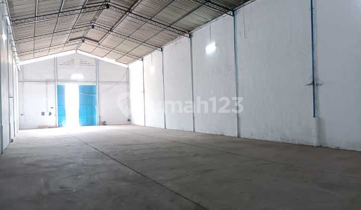 Warehouse for Rent in Kamal, West Jakarta