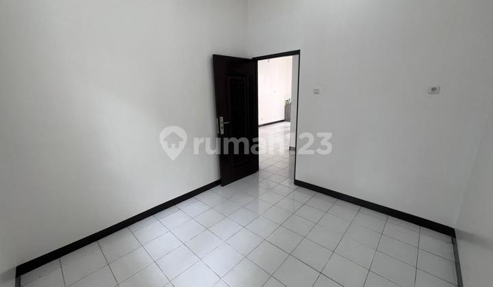 For Rent: 1-Story House Ready to Occupy, Fully Renovated, Kresek Indah, Duri Kosambi, West Jakarta 2