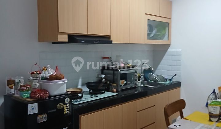 Dijual Rumah Minimalis 3 Lantai Jl. Palapa V, Kedoya, Kebyn Jeruk Jakarta Barat