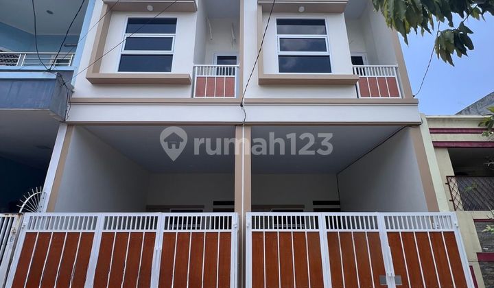 For Sale New Minimalist 2-Story House, Newly Built, Ready to Occupy in Poris Indah, Cipondoh, Tangerang 1