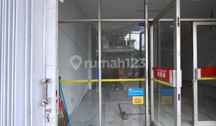 Disewakan Ruko Pinggir Jalan, Bojong Raya, Jakarta Barat Disewakan Ruko Pinggir Jalan, Bojong Raya, Jakarta Barat