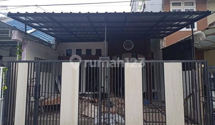 For Sale 1 1/4 Story House in Citra Garden 3, Kalideres, West Jakarta