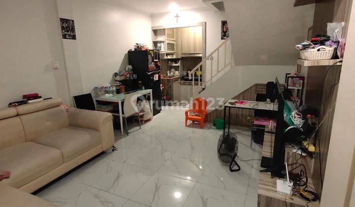 Dijual Rumah Full Renovasi, Taman Surya, Jakarta Barat 1