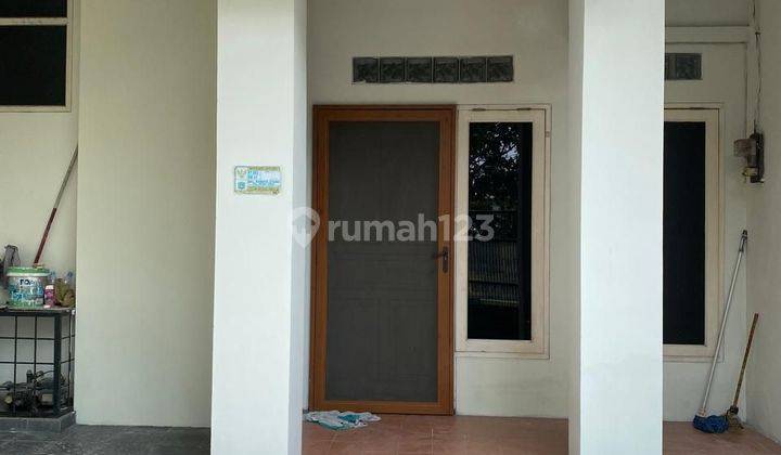 Rumah Modern Minimalis Siap Huni Di Taman Cosmos 2