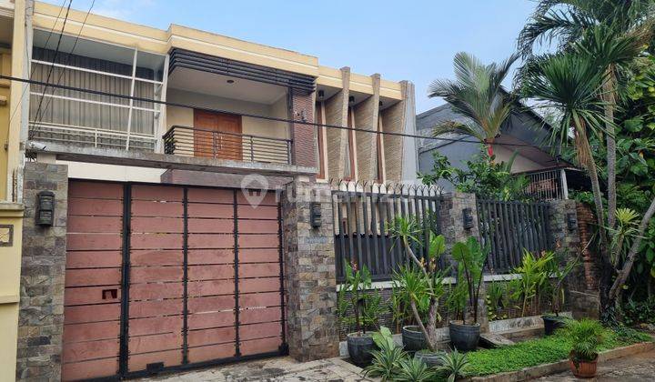 Di jual rumah, lokasi strategis dan luasan besar Rumah 2