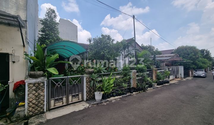 Rumah di Jl. Cempaka, Rempoa - Ciputat Timur, Tangsel SHM