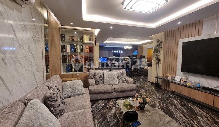 Rumah 3 Lantai Bagus Siap Huni di Cengkareng Residence