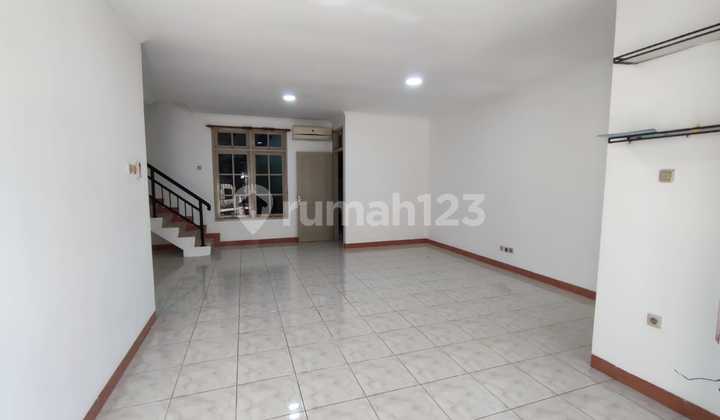 Rumah 2 Lantai Siap Di Sewa. Di Puri Media. Jakbar 2