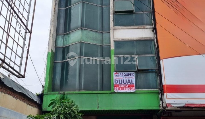 Terraced Shop House for sale on Jl. Ir H. Juanda, Cemp. Putih, Ciputat Tim. District, South Tangerang City, Banten, Ciputat 1