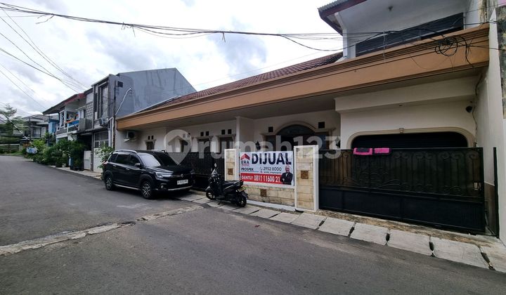 Dijual rumah di komplek DPR, Kebun Jeruk