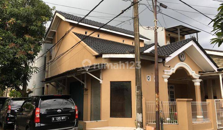 Dijual Rumah Siap Huni di Clust Catalina Paramount Gading Serpong 2