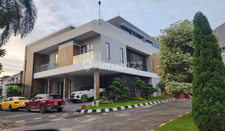 Dijual rumah mewah hook di pulau dewa modernland  1