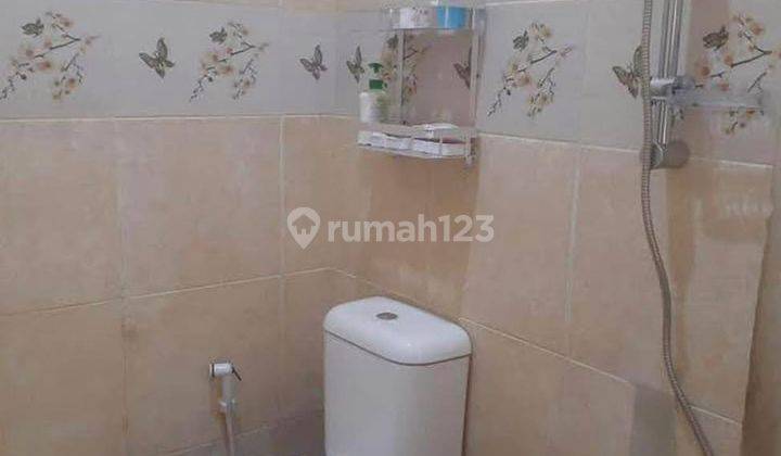 Dijual rumah siap huni semi furnish di karang tengah 2