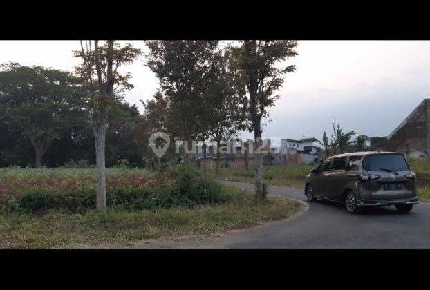 Jual kavling tanah siap bangun, posisi hook di Malang (L) 3